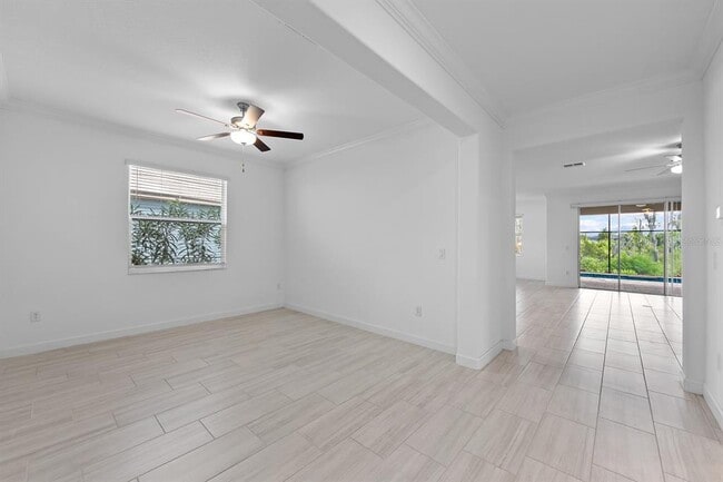 Building Photo - 14265 17th Ct E