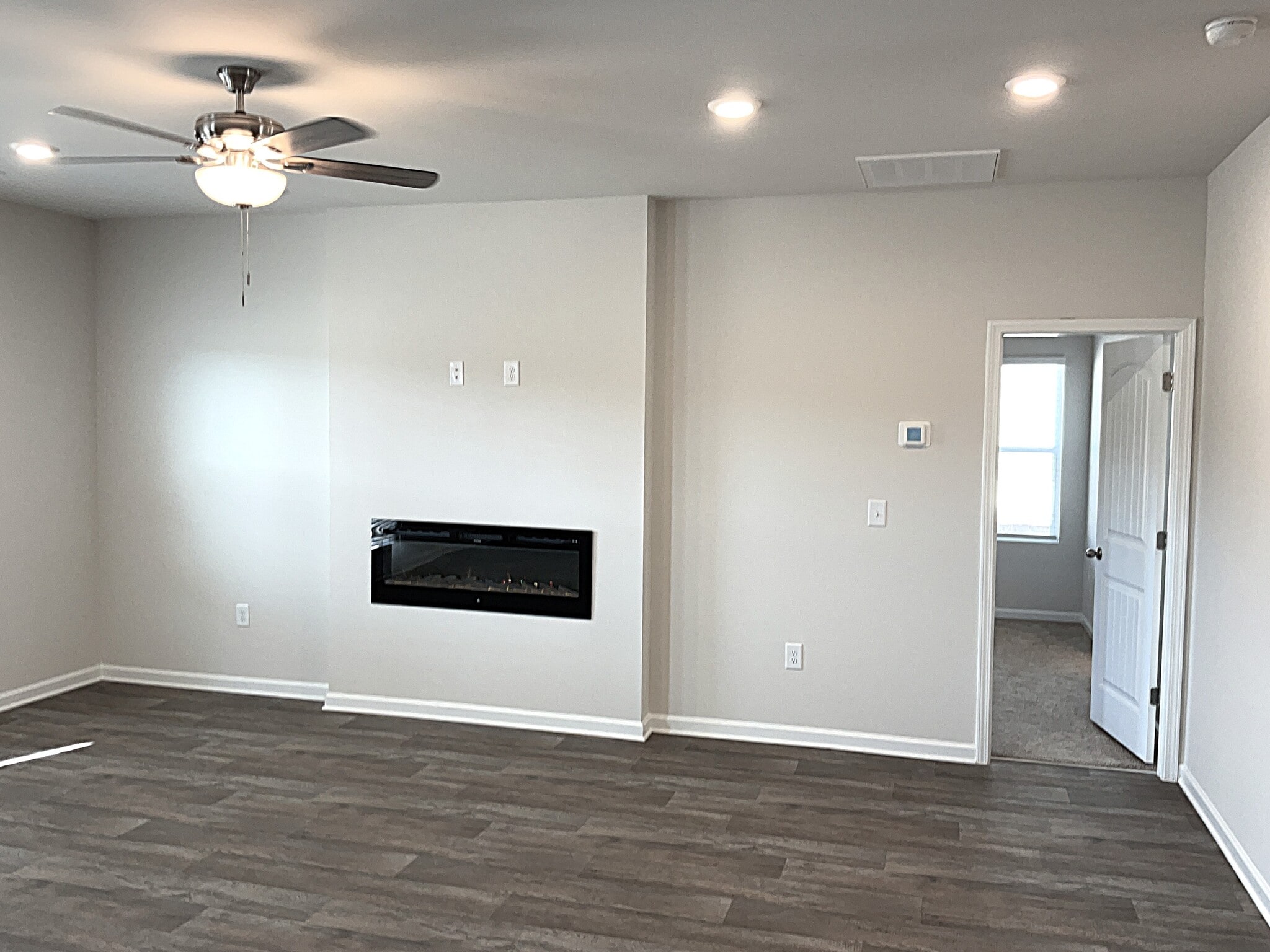 Building Photo - 3216 Emberly Dr