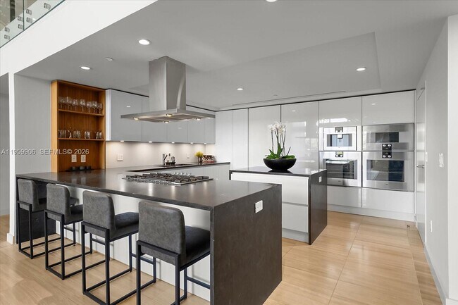 Building Photo - 4701 Meridian Ave