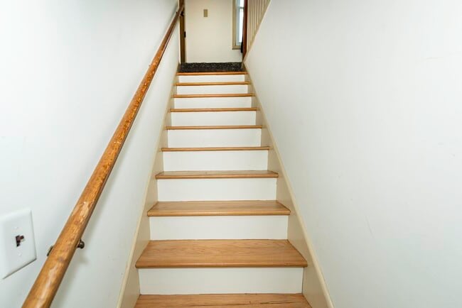 Building Photo - 1616 Morton Ave