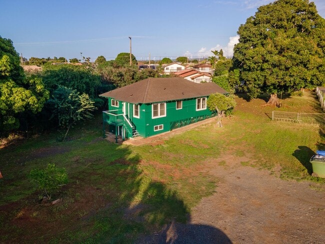 Building Photo - Newly Renovated Waialua Home on 1 Acre w/ Mountain Views – Pets Welcome
