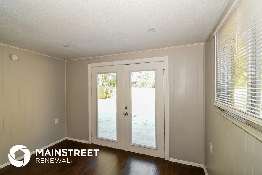 Building Photo - 2248 Patou Dr