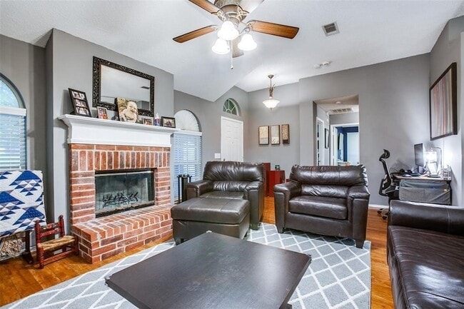 Building Photo - 1309 Aspen Ln