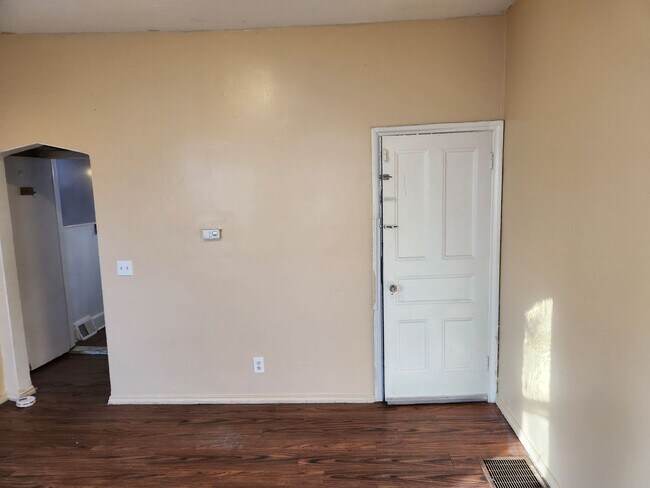 Building Photo - 191 Wilder St