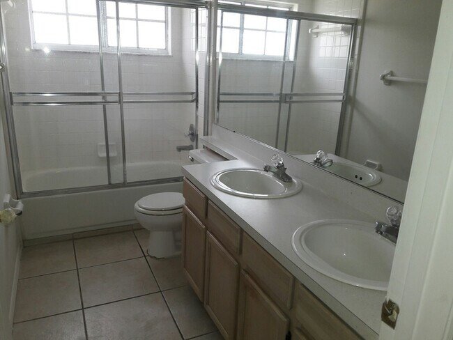 Building Photo - Coming Soon!!-3236 Brewster Dr Kissimmee FL 34743