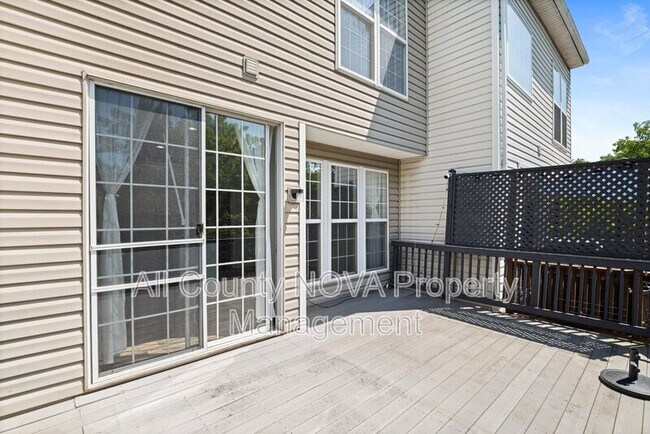 Building Photo - 22707 High Haven Terrace