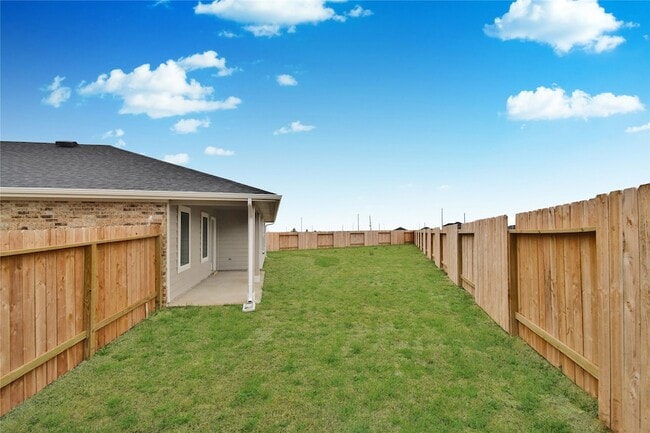 Building Photo - 30330 Reagans Rnch Dr