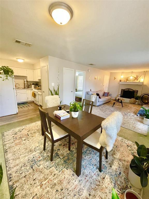 Building Photo - 7103 Woodhue Ct