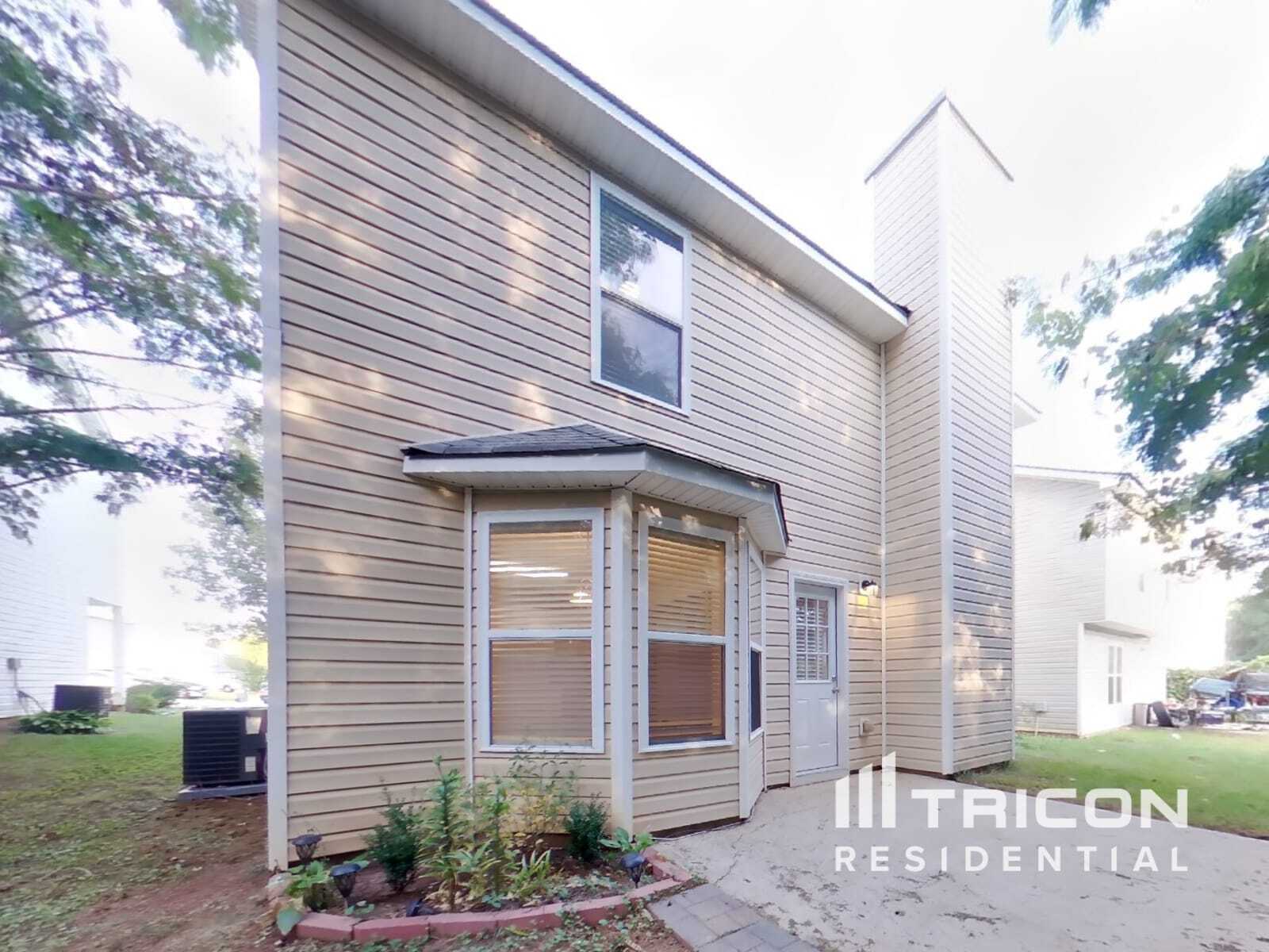 Building Photo - 3032 Summer Breeze Dr