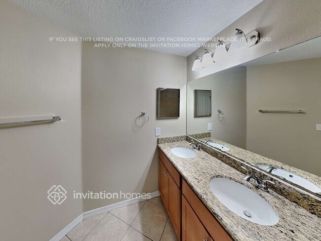 Building Photo - 1516 Blue Sky Way