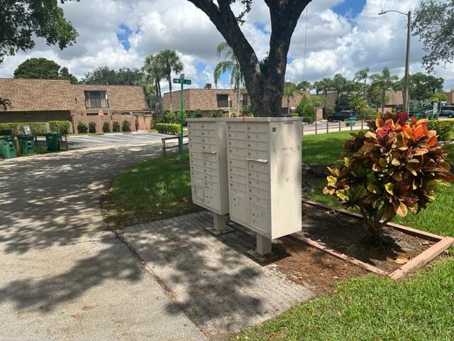 Building Photo - 5584 NW 59th Pl