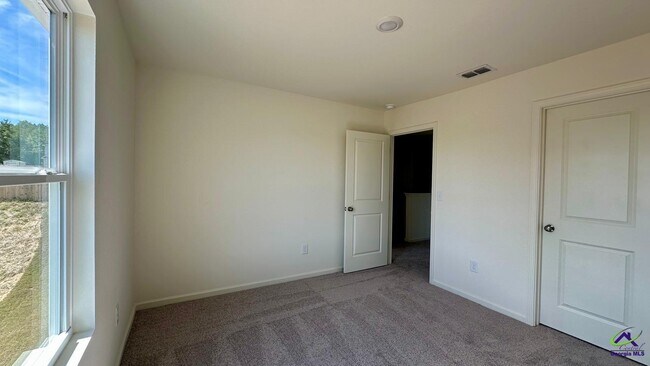 Building Photo - 508 Liberty Hall Dr