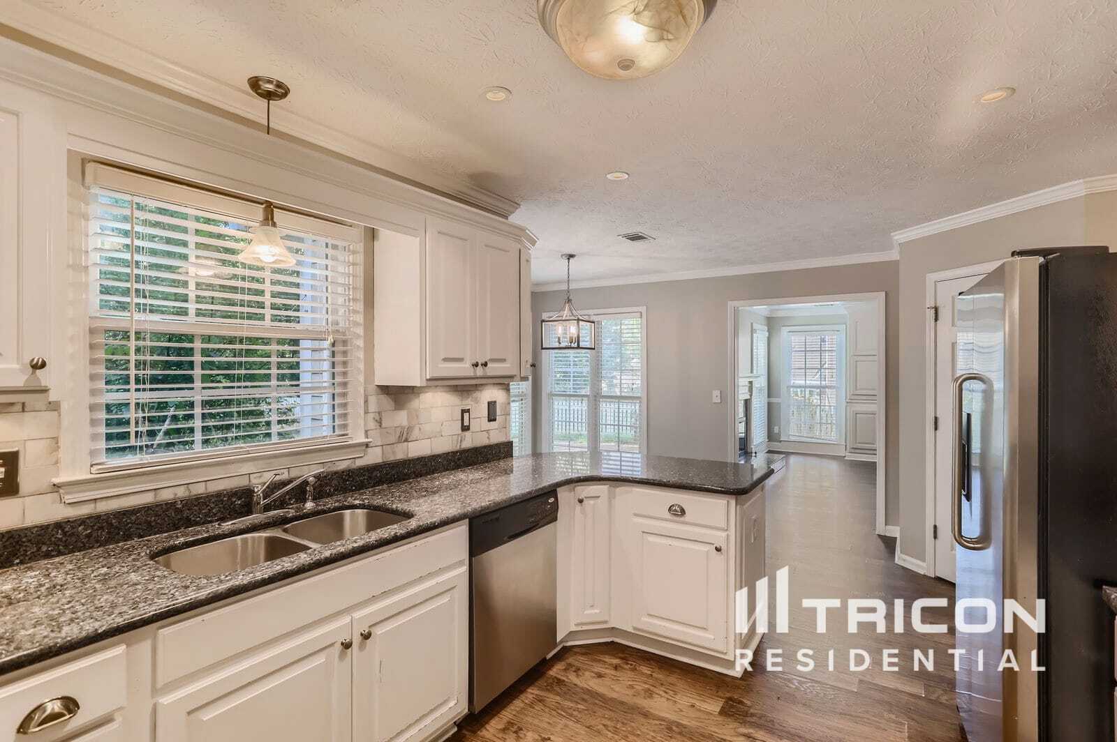 Building Photo - 105 Emerling Ln