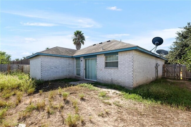 Building Photo - 4208 Flamingo Ave