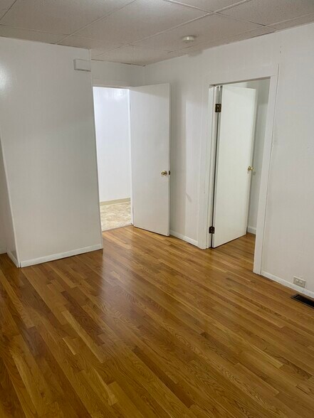 Building Photo - 14 Boston St