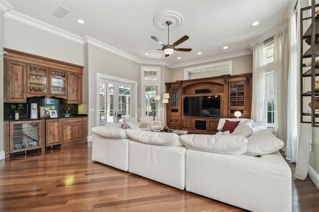 Building Photo - 704 Berrocales De Avila