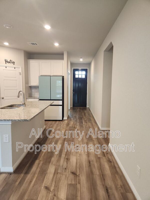 Building Photo - 9511 Bonito Fls Dr