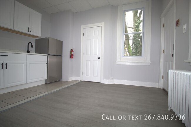Building Photo - 1682 Harrison St