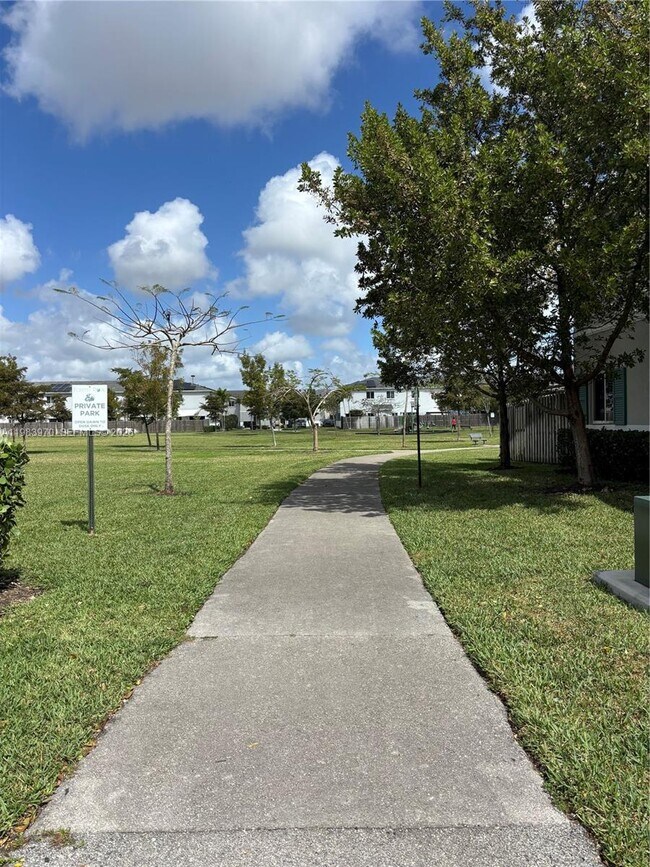 Building Photo - 355 NW 12th Ave