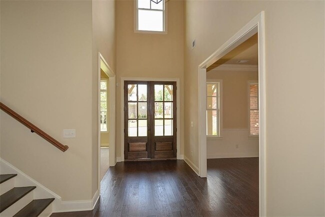 Building Photo - 2408 Rosapenna Ln SW