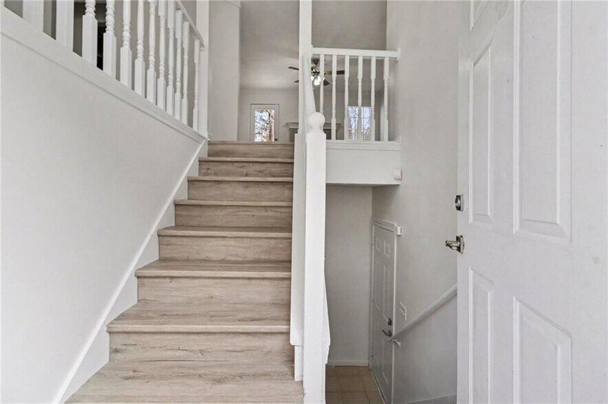 Building Photo - 7797 Mountain Creek Way