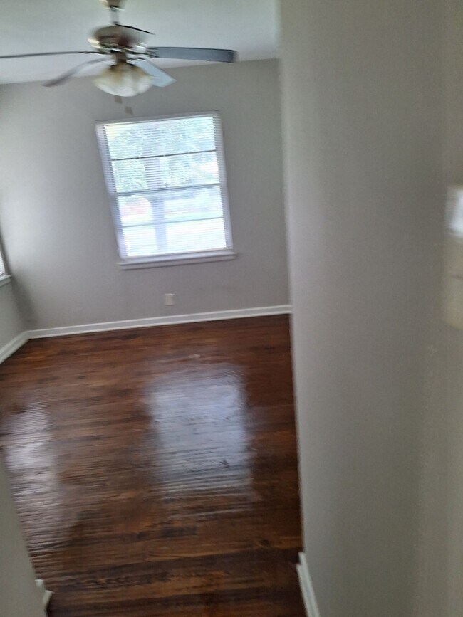 Building Photo - 508 Souder Dr