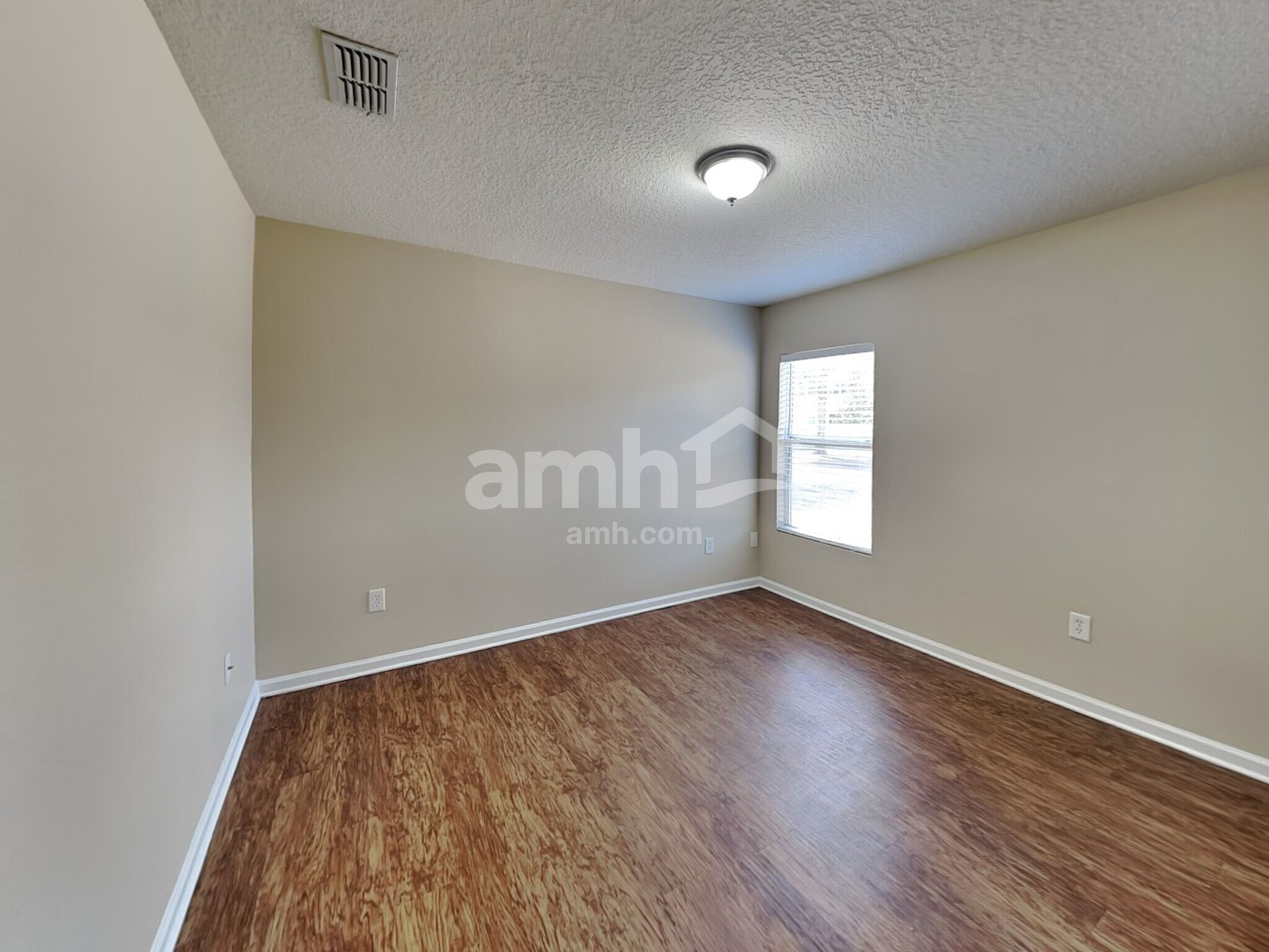 Building Photo - 160 Old Hickory Forest Rd