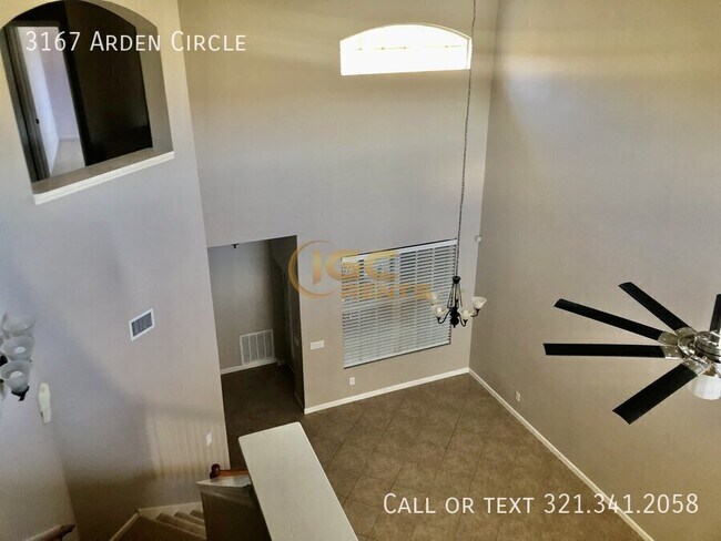 Building Photo - 3167 Arden Cir