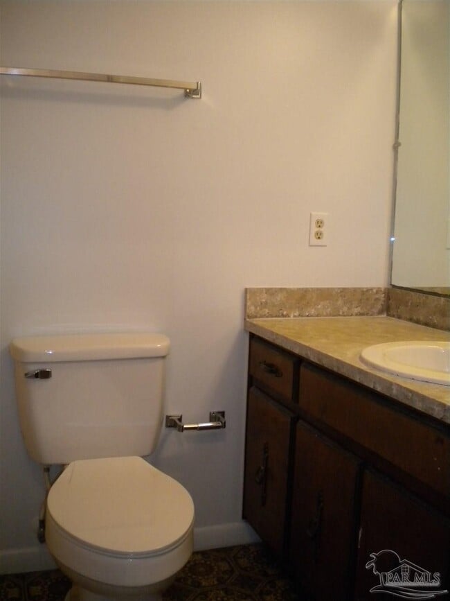 Building Photo - 2015 Frontera St