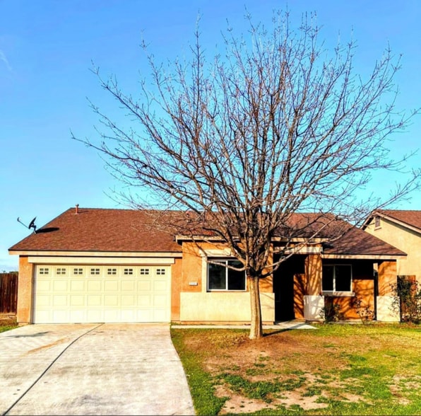 Primary Photo - 7111 Santana Sun Dr