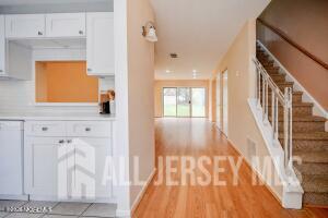 Building Photo - 28 Morgan Pl