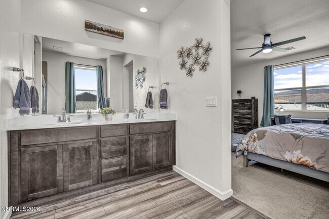 Building Photo - 7814 Navasota Dr