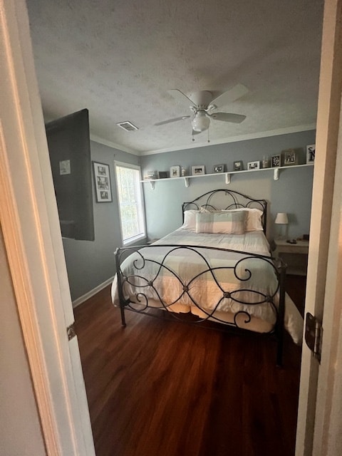 Building Photo - 680 Suwanee Lakes Cir