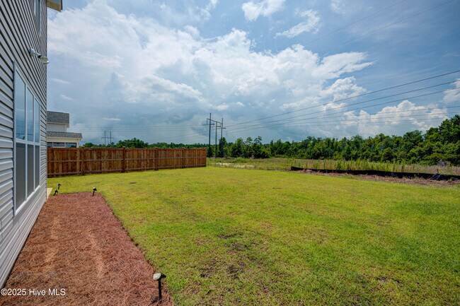 Building Photo - 3911 Northern Lgts Dr