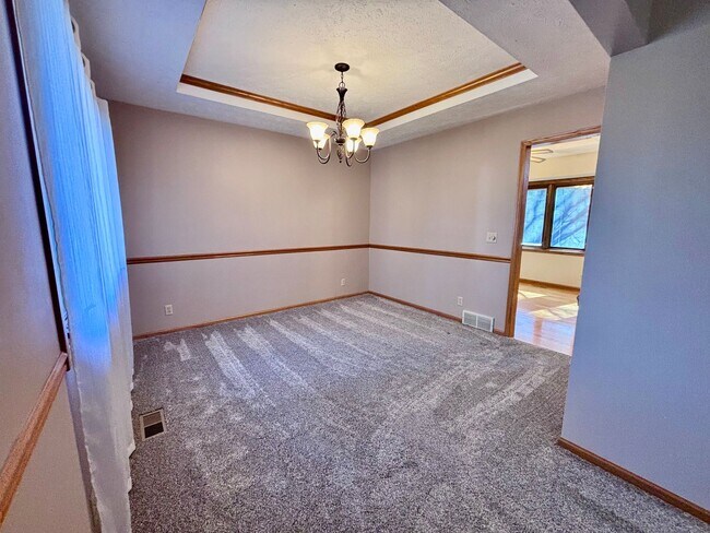 Building Photo - 16306 Lafayette Ave