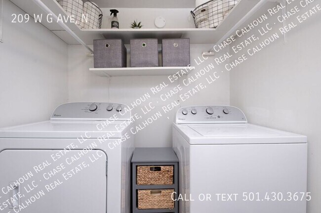 Building Photo - 209 W G Ave