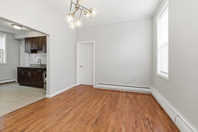 Building Photo - 154 South St