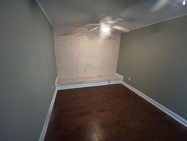 Building Photo - 3530 Beaumont Ave