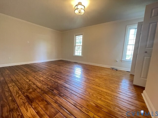 Building Photo - 9164 Avondale Dr