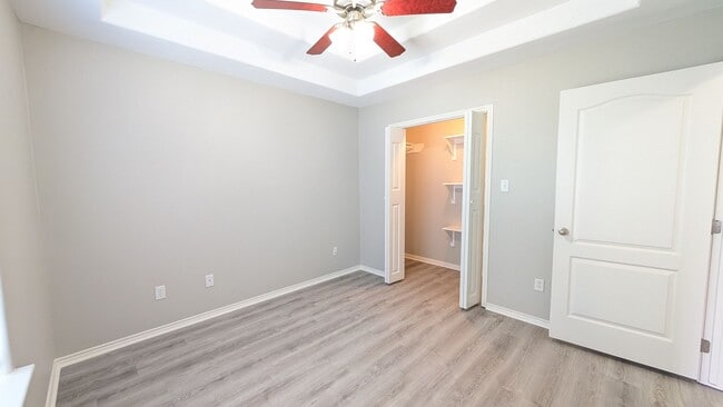 Building Photo - 3601 N Arroyo Park Ln