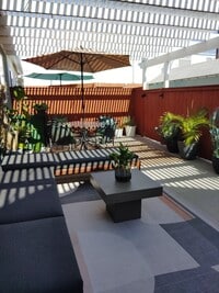 Building Photo - 3138 Collier Ave