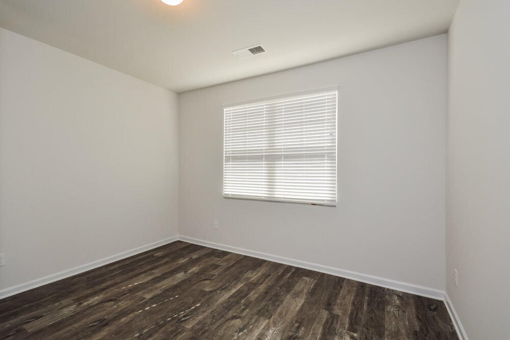 Building Photo - 621 Moorings Ave