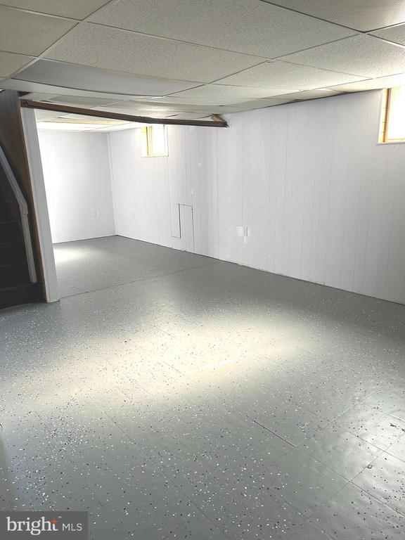 Building Photo - 7839 Birmingham Ave