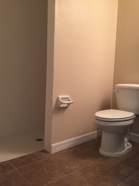 Building Photo - MOVE IN SPECIAL- Nice 3 bedroom 2 bath dup...