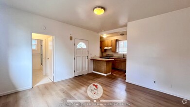 Building Photo - Cozy Studio located right off Piedmont Ave...