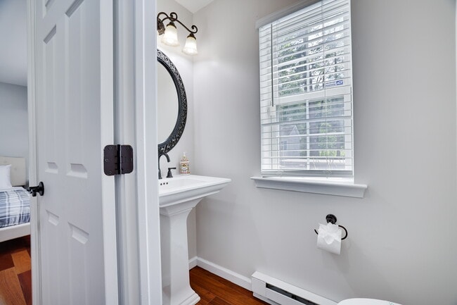 Building Photo - 49 Driftwood Dr