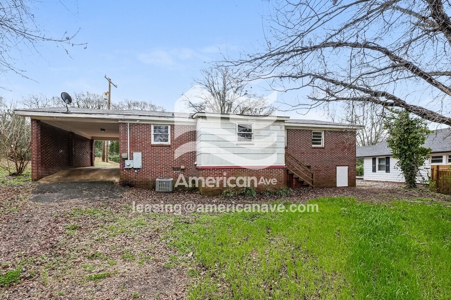 Building Photo - 115 S 1659