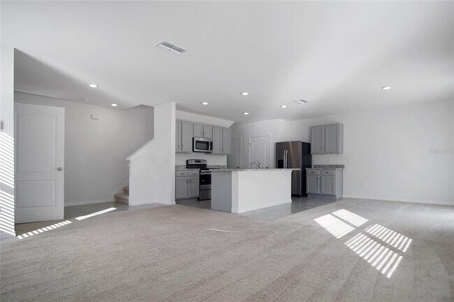 Building Photo - 736 Brooklet Dr