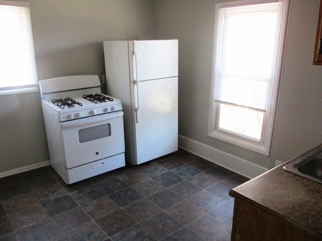 Building Photo - 905 W Front St