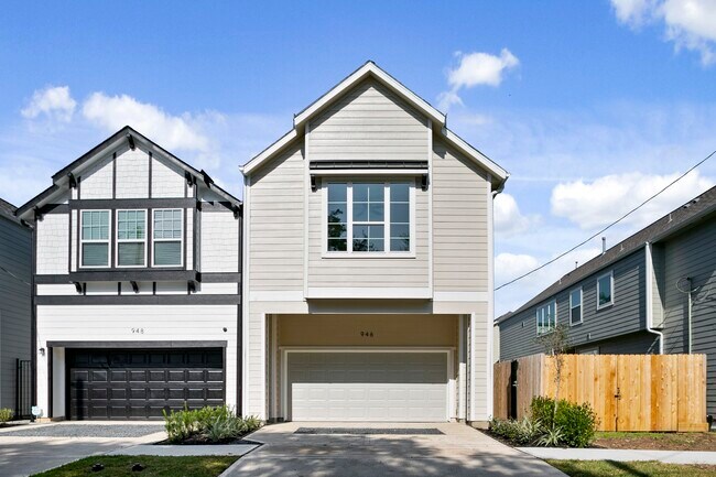 Building Photo - 946 Judiway St